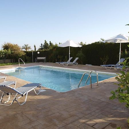 Mariandy Villa 2 Coral Bay Exterior photo